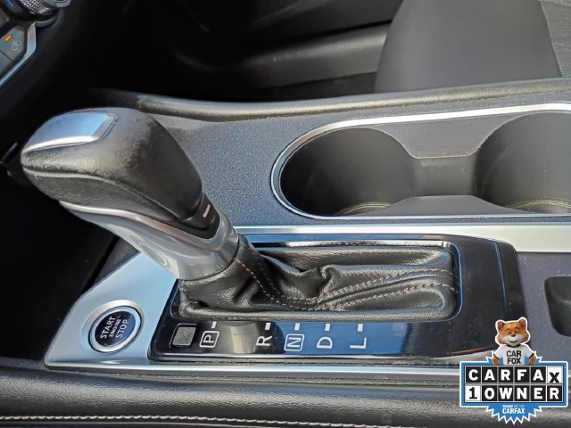 Used 2019 White Nissan 2.5 Platinum image 10