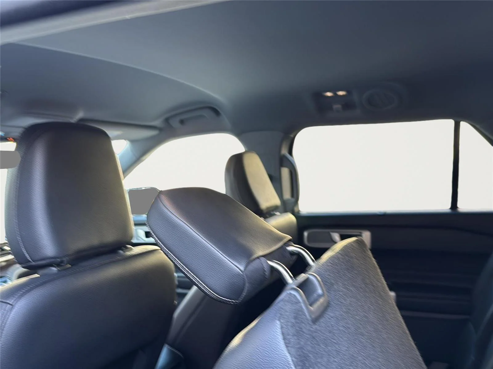 2023 Ford Explorer Limited - Photo 25