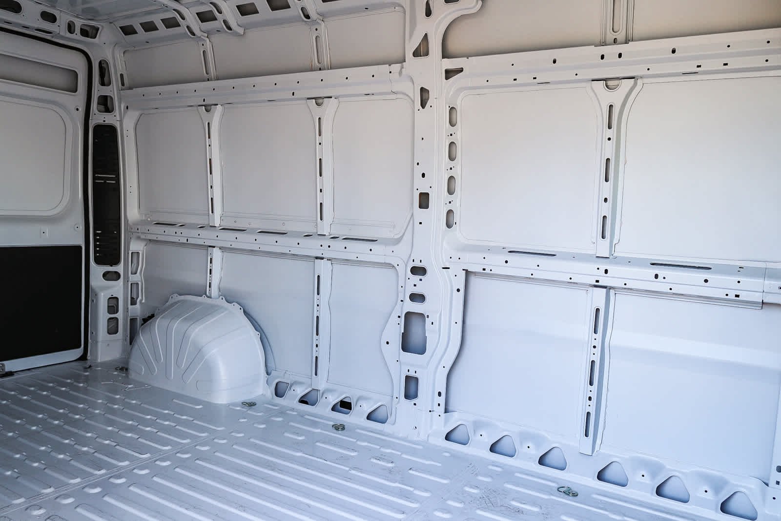 New 2027 Bright White Clearcoat RAM SLT image 24