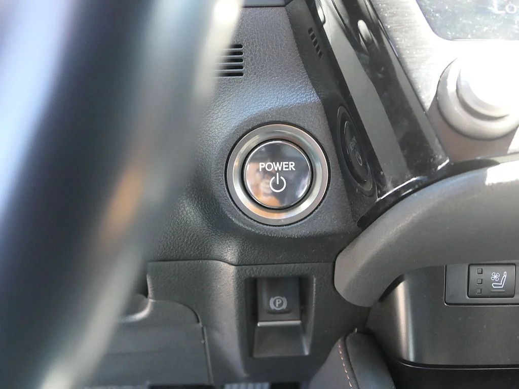 Used 2023 Silver Lexus 300h image 18