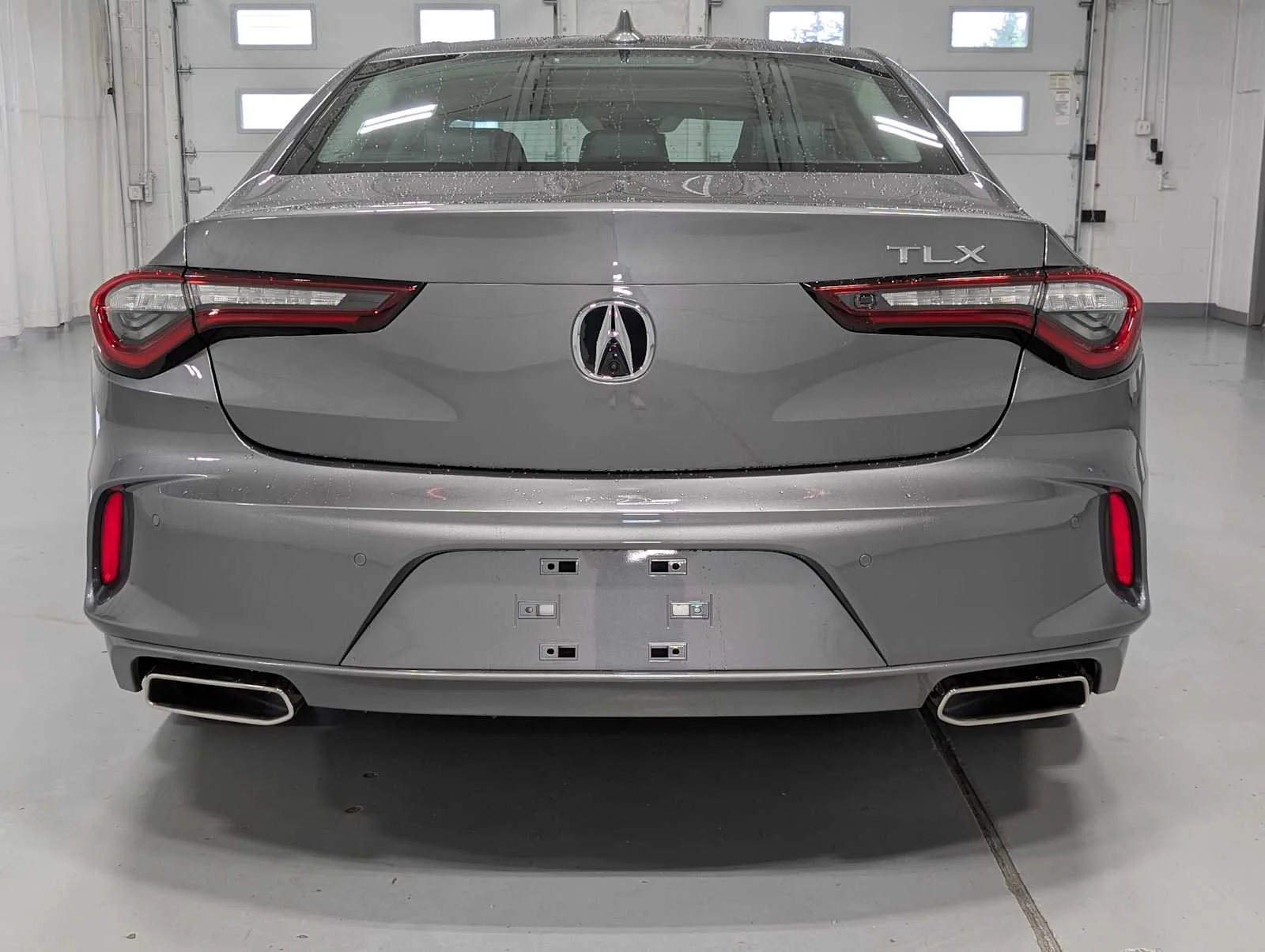 Used 2025 Liquid Carbon Metallic Acura w/Technology Package image 8