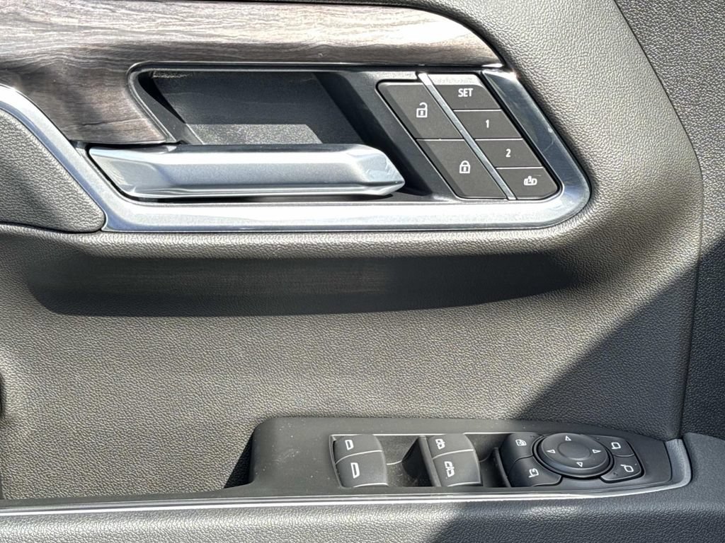 2026 Chevrolet Silverado 1500 LTZ - Photo 21
