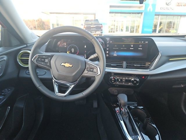 2026 Chevrolet Trax LT - Photo 15
