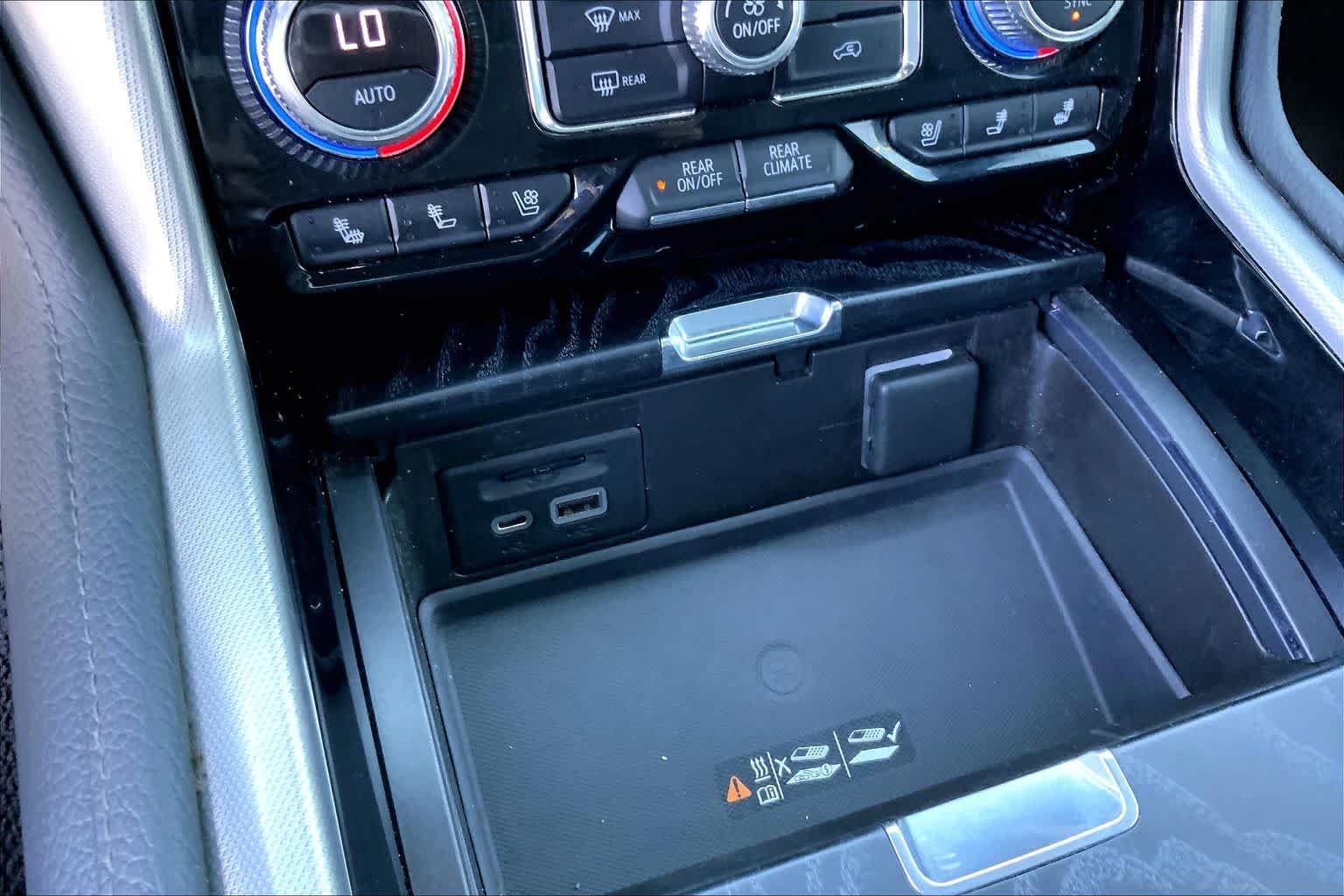 Used 2021 Onyx Black GMC Denali image 35