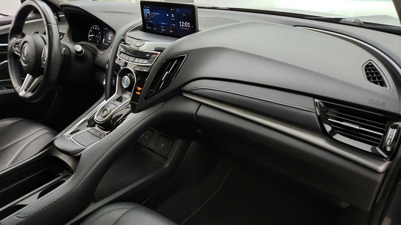 Used 2019 Gray Acura Base image 38