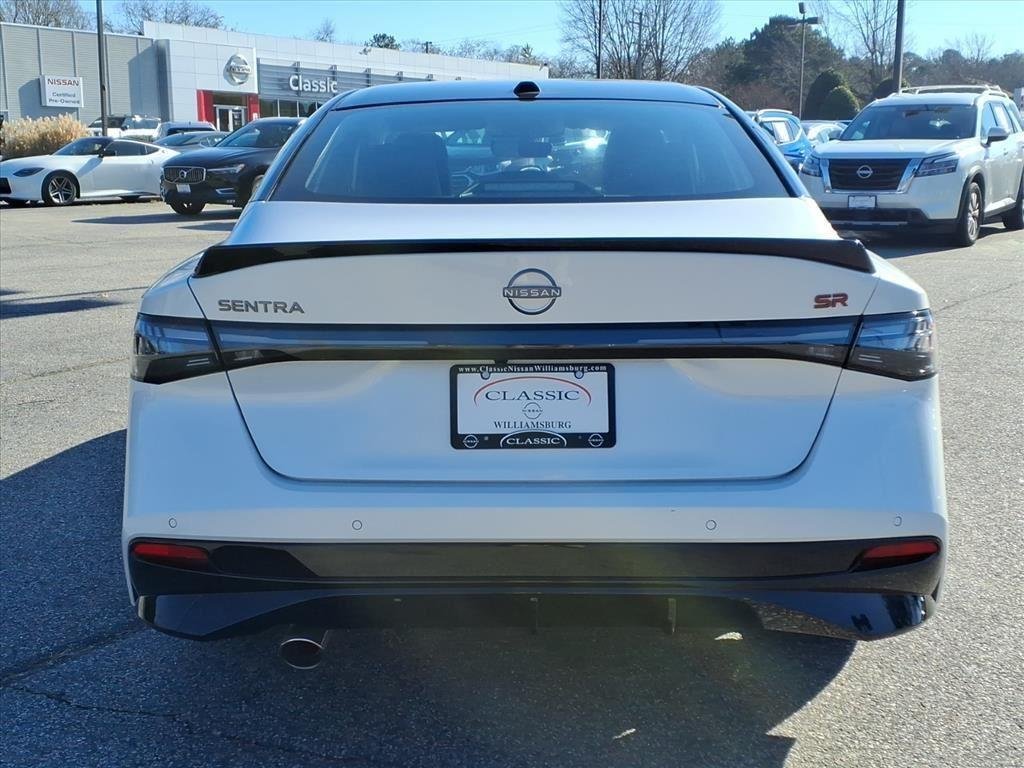 New 2026 Aspen White TriCoat / Super Black Two-tone Nissan SR image 8