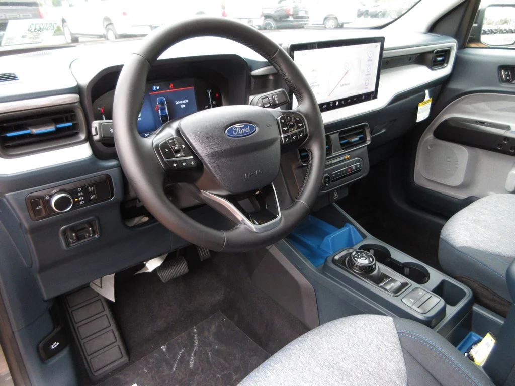 New 2026 Carbonized Gray Metallic Ford XLT image 13