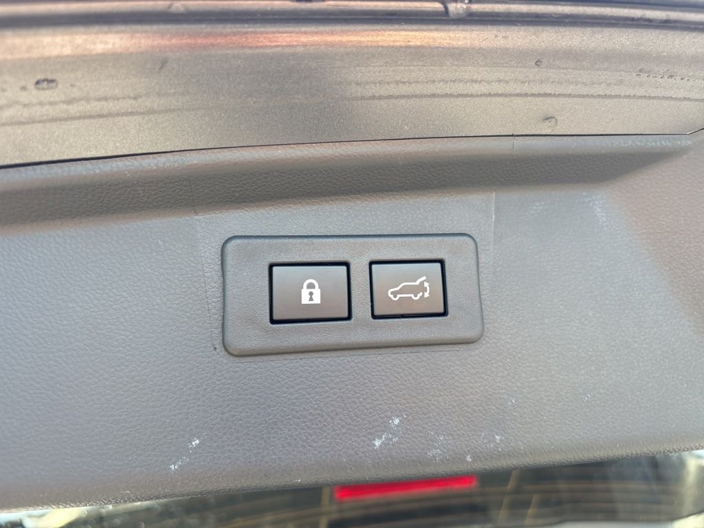 Certified Used 2022 Gray Subaru Premium image 24