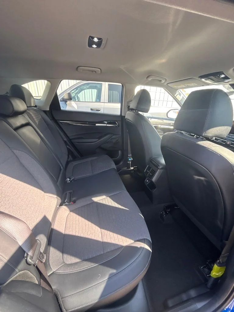 Used 2023 Blue Kia S image 23