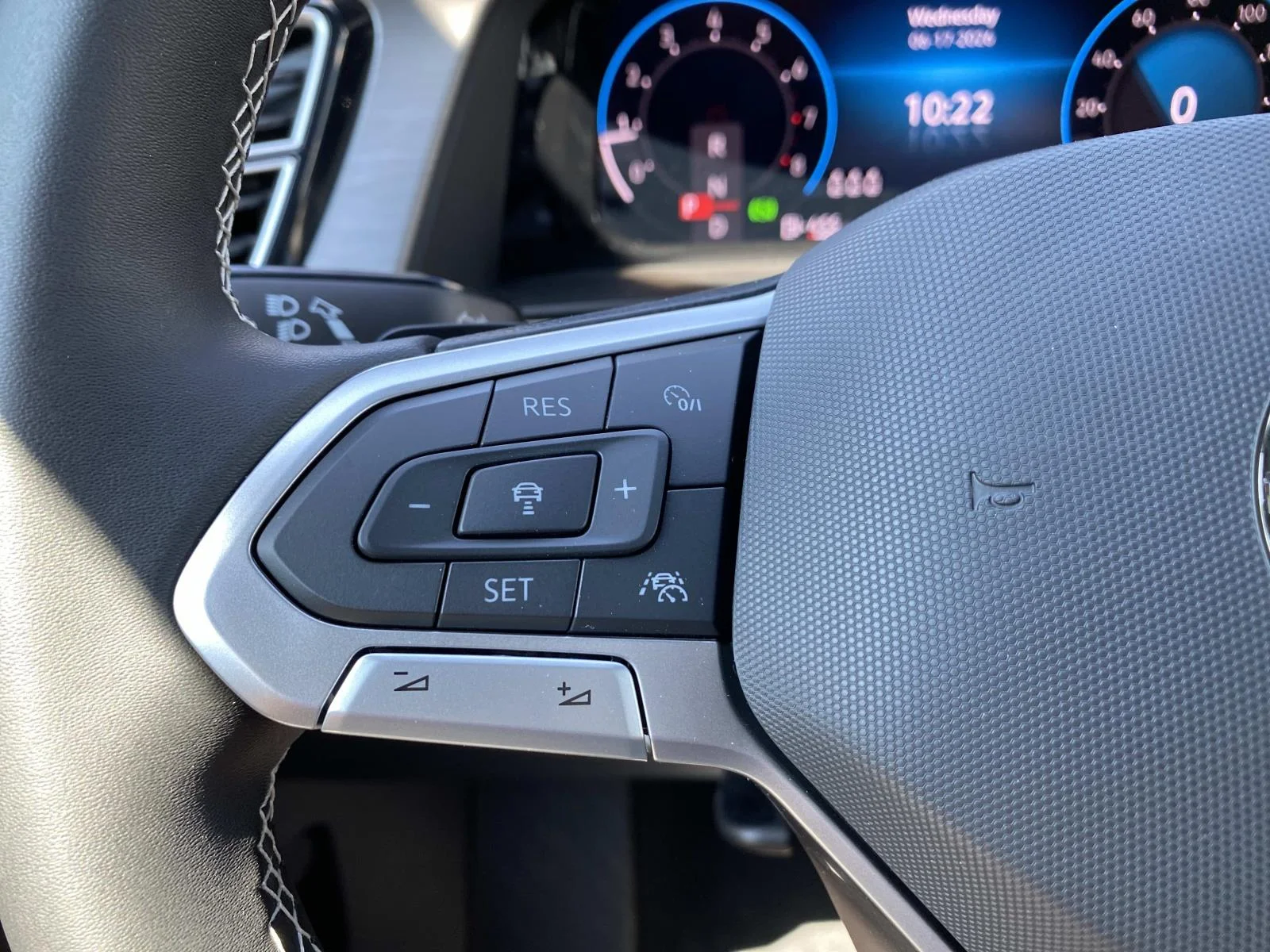 New 2026 Pure Gray Volkswagen 2.0T SE w/Technology 4MOTION image 13