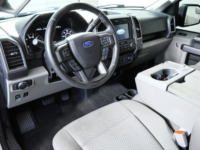 Used 2020 White Ford XLT image 3