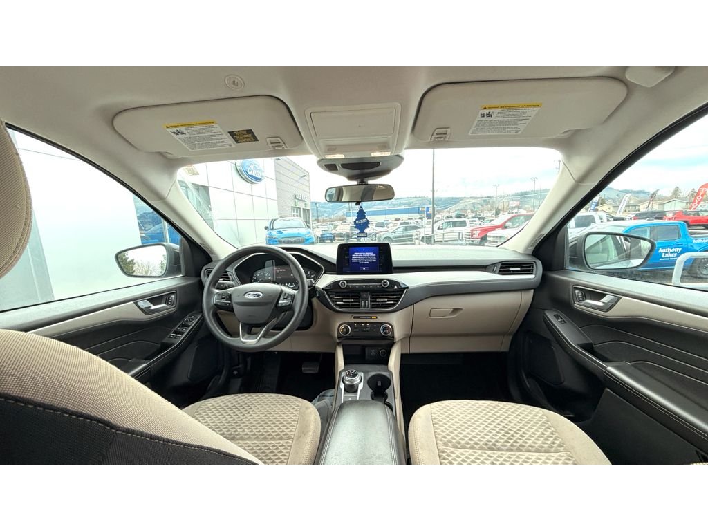 Used 2021 Silver Ford SE image 12