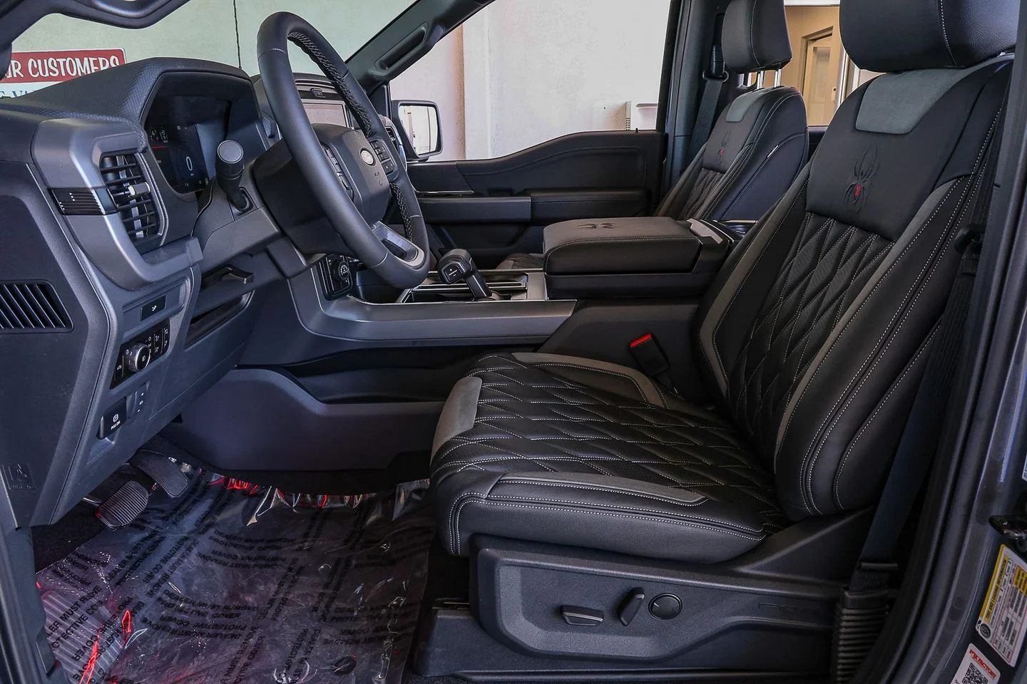 New 2026 Carbonized Gray Metallic Ford XLT image 14