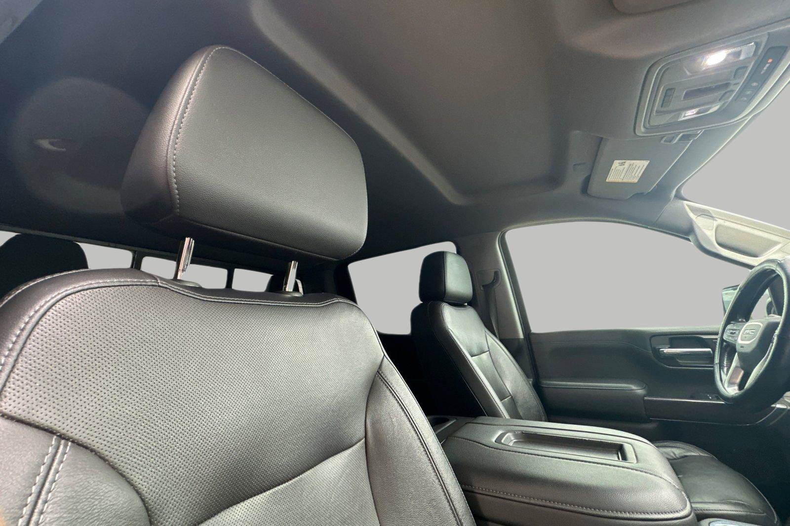 Used 2020 Blue GMC SLT image 17