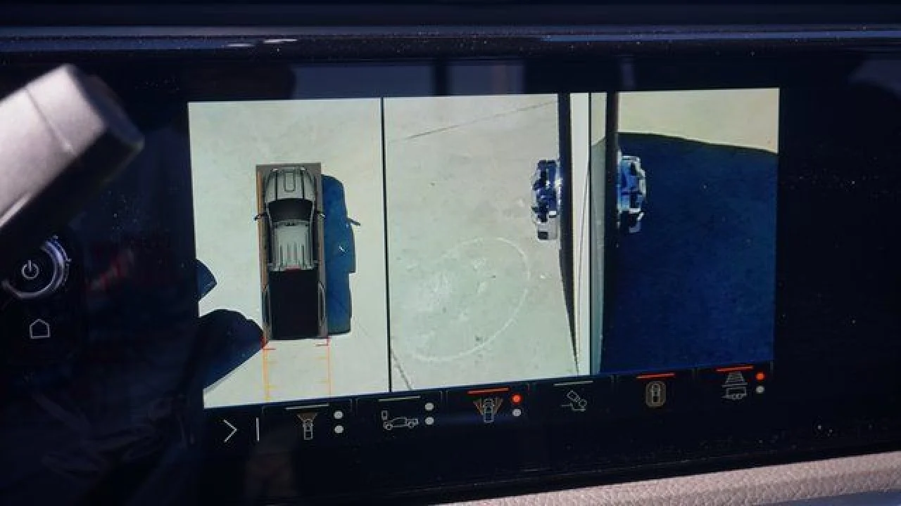 2026 GMC Sierra 3500HD Denali - Photo 33