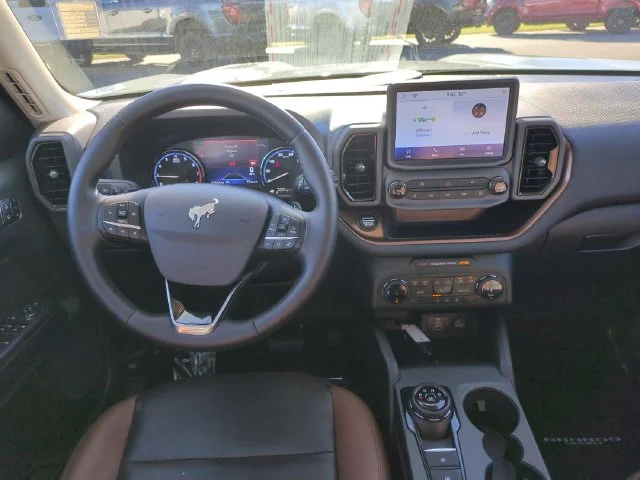 Used 2024 Green Ford Badlands image 30