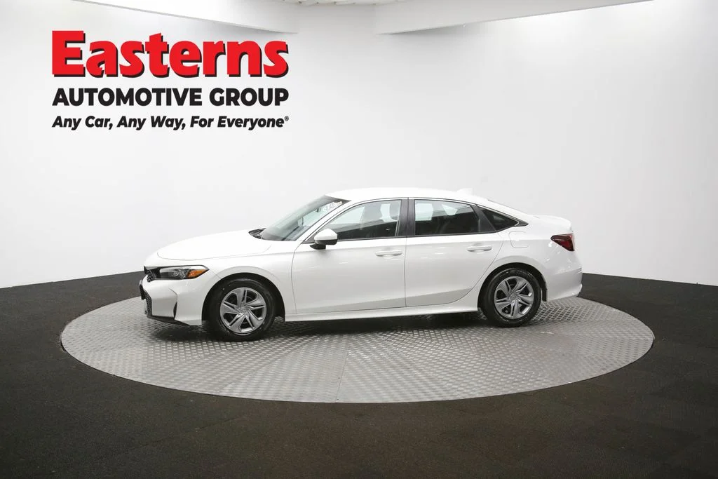 Used 2025 White Honda LX image 55