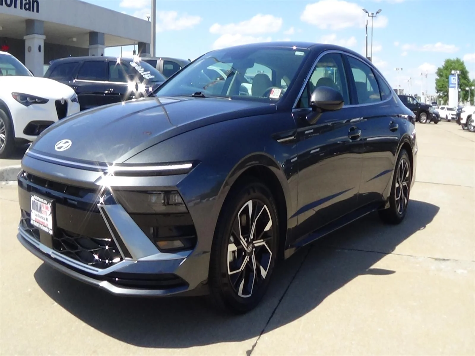 Used 2025 Portofino Gray Metallic (t2g) Hyundai SEL image 2