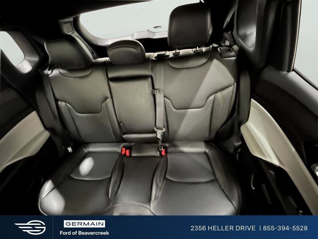 Used 2023 Billet Silver Metallic Jeep Limited image 29
