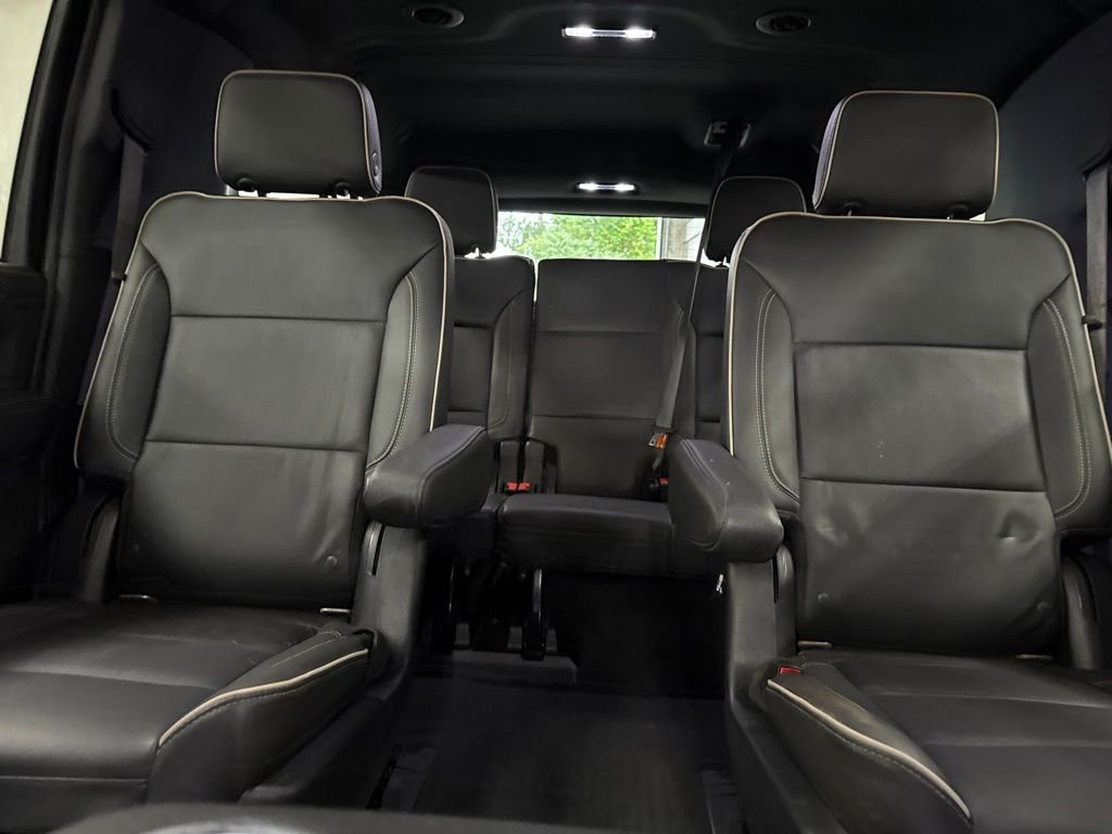 Used 2022 Black GMC SLT image 26