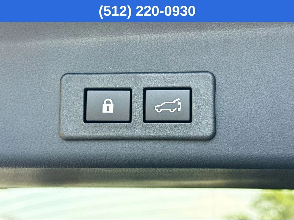 New 2026 CRYSTAL BLACK SILICA Subaru Premium 8-Passenger image 32
