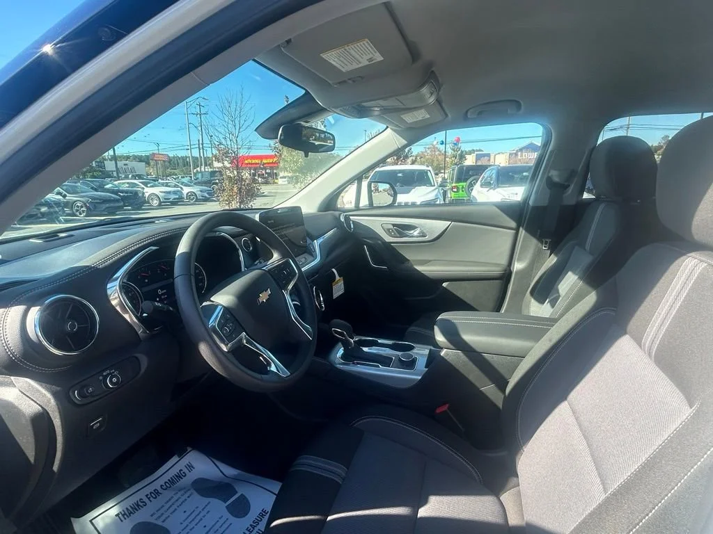 2025 Chevrolet Blazer 2LT - Photo 18