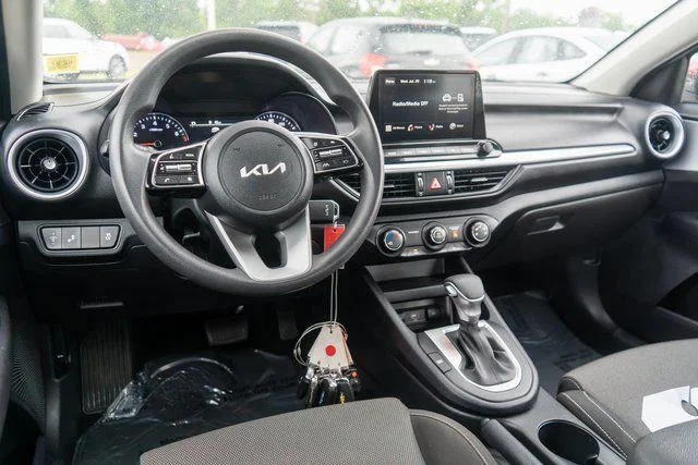 Used 2024 Currant Red Kia LXS image 12