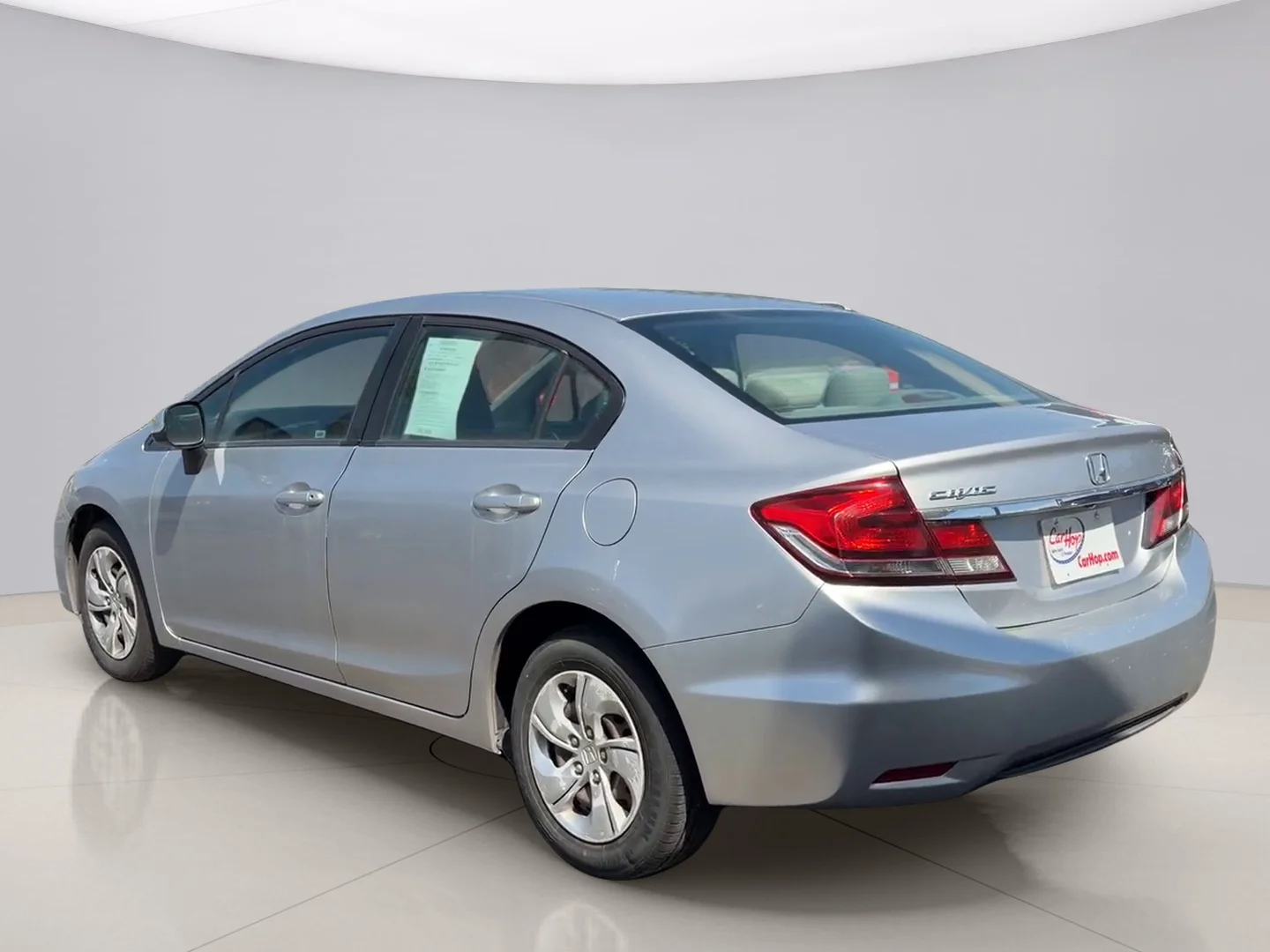 Used 2013 Silver Honda LX SEDAN image 3