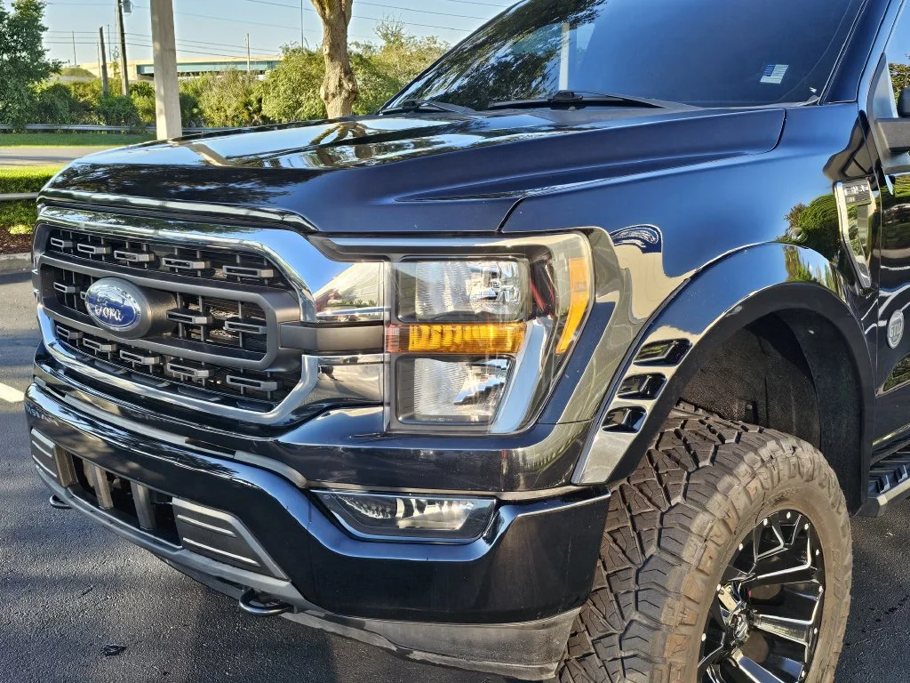 Used 2023 Black Ford XLT image 6