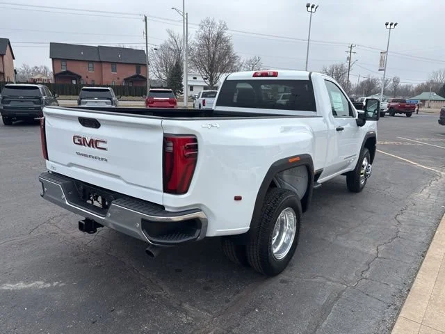 2026 GMC Sierra 3500HD Pro - Photo 7