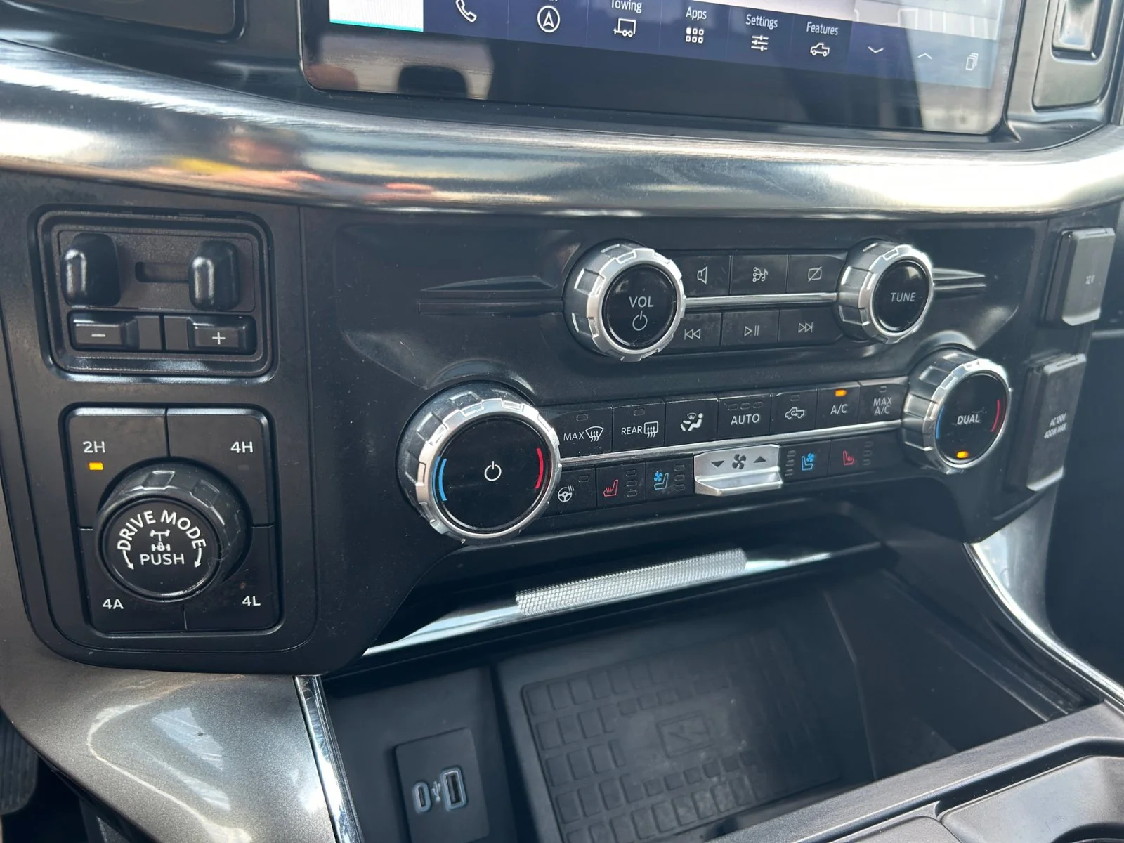 Used 2022 WHITE Ford LARIAT SuperCrew image 22