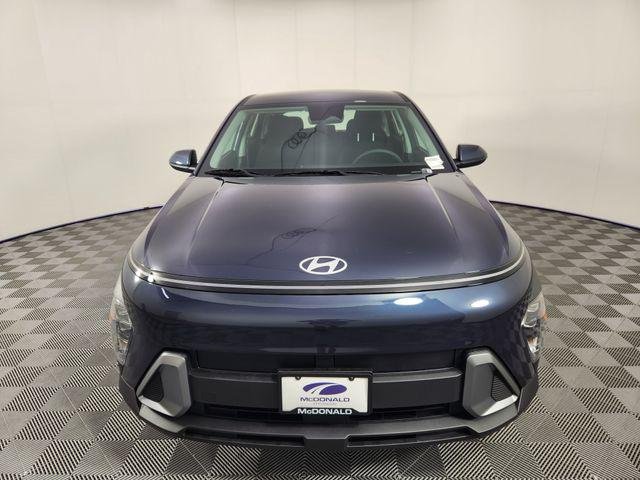 New 2027 Blue Hyundai SE AWD image 8