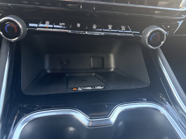 2027 Chevrolet Traverse LT - Photo 22