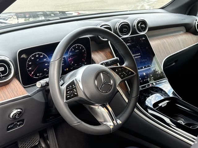 Used 2026 Black Mercedes-Benz GLC 300 image 13