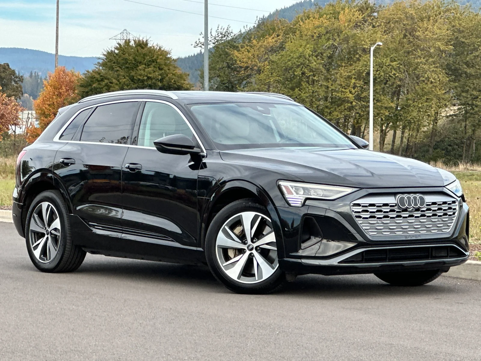 2024 Audi Q8 e-tron