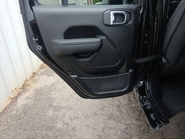 New 2026 Black Clear-Coat Exterior Paint Jeep Sport S image 14