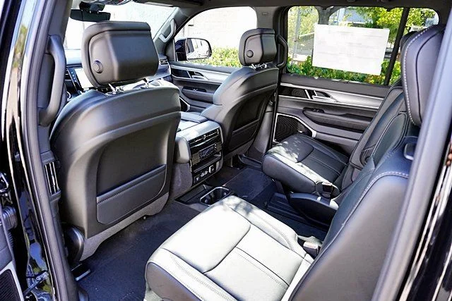 New 2026 High Gloss Black Jeep Limited Reserve image 22