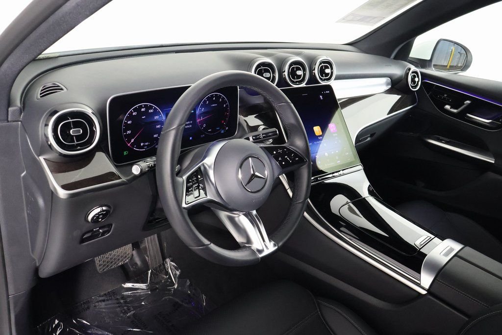 Certified Used 2026 Polar White Mercedes-Benz GLC 300 image 7