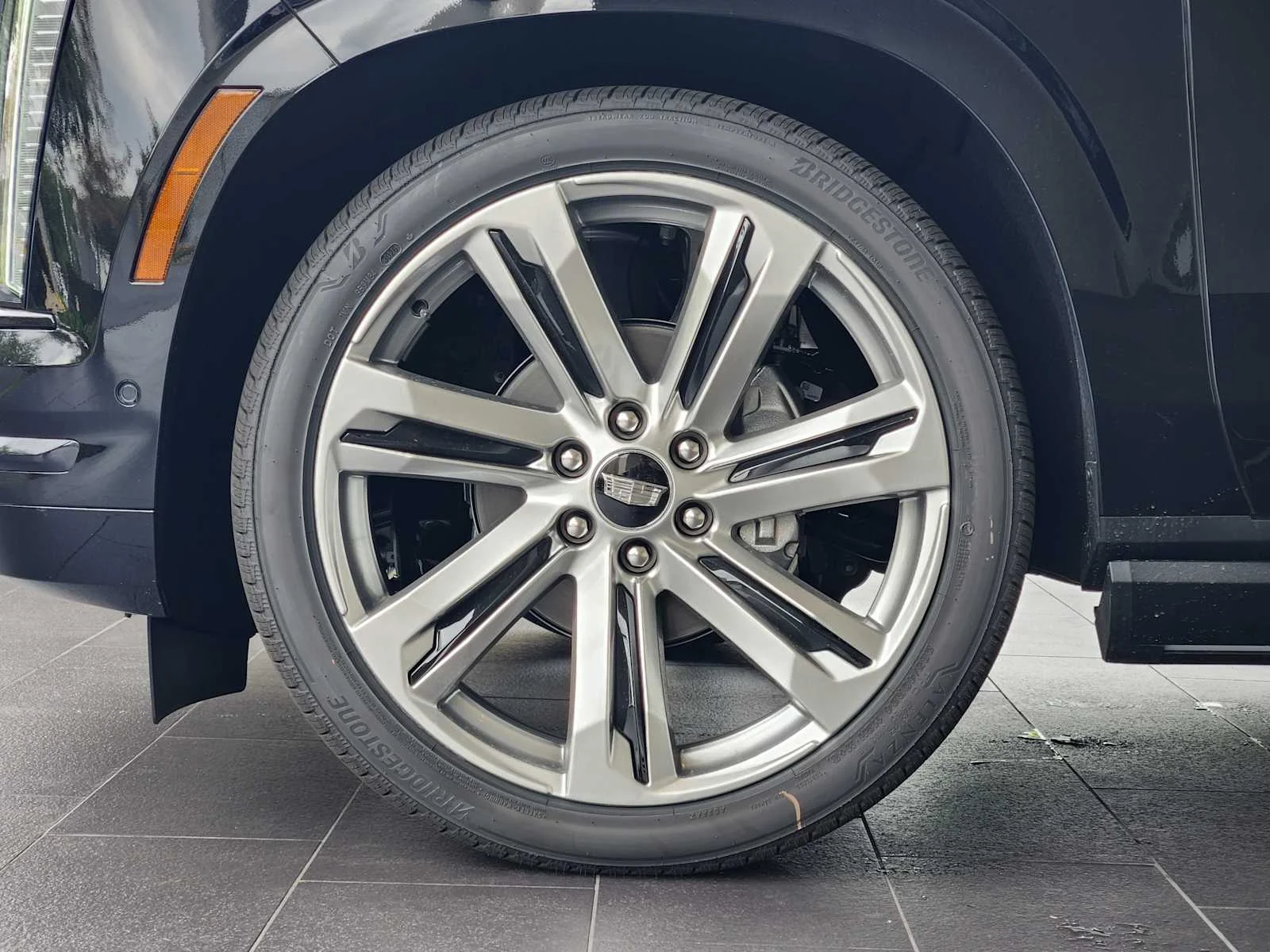 2026 Cadillac Escalade Sport - Photo 7