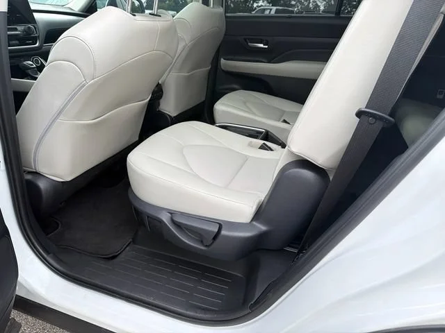 Used 2026 White Toyota LE image 21