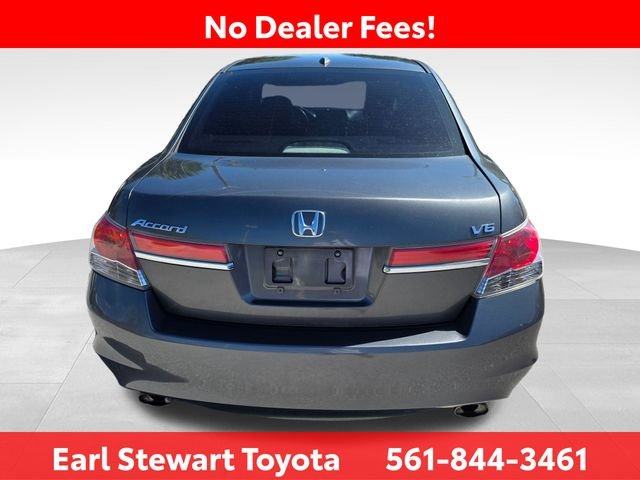 Used 2011  Honda EX-L image 6
