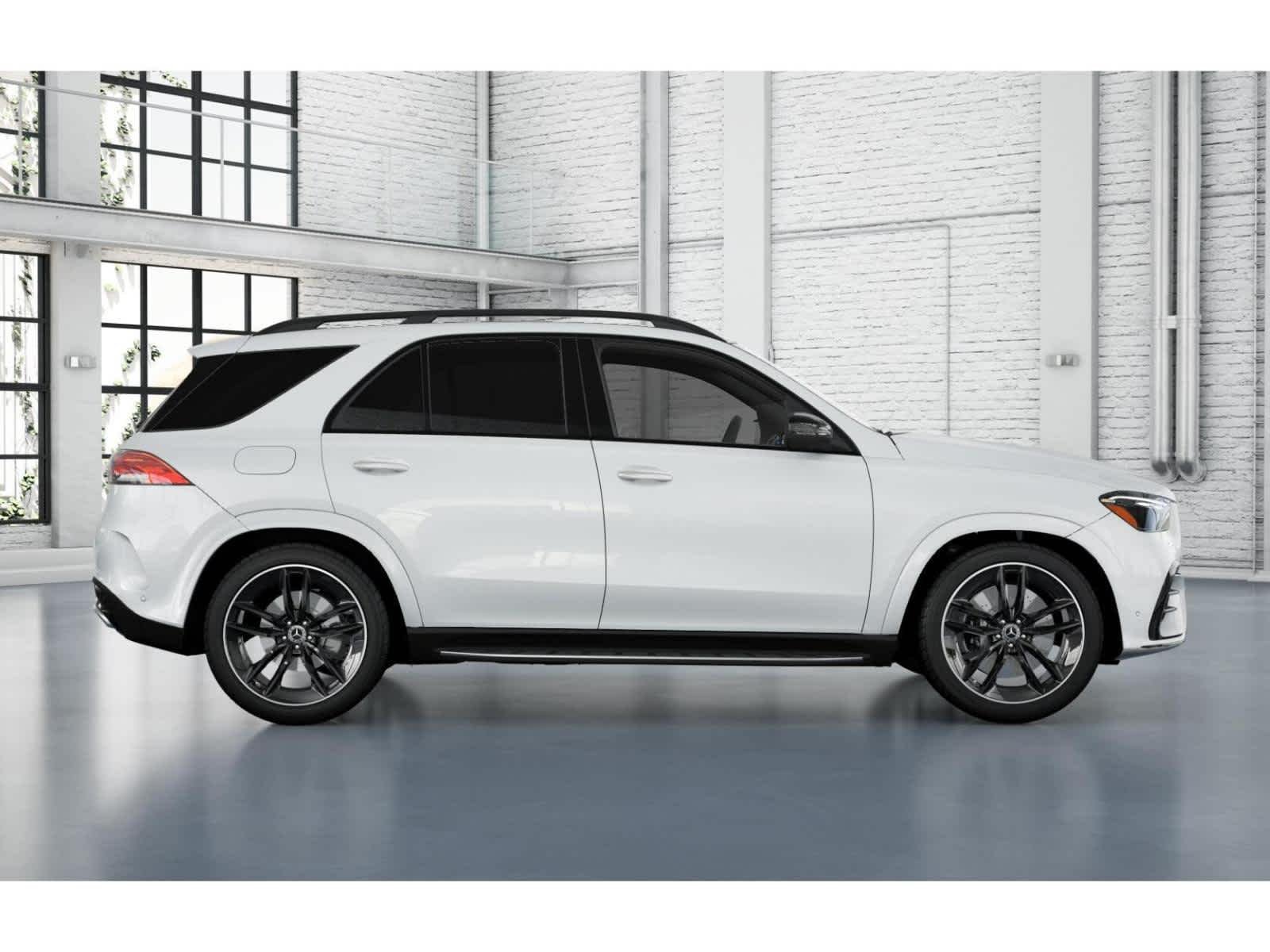 New 2026 MANUFAKTUR Moonlight White Metallic Mercedes-Benz GLE 450 image 2