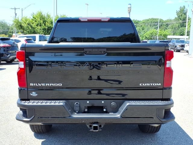 Used 2023 Black Chevrolet Custom image 4