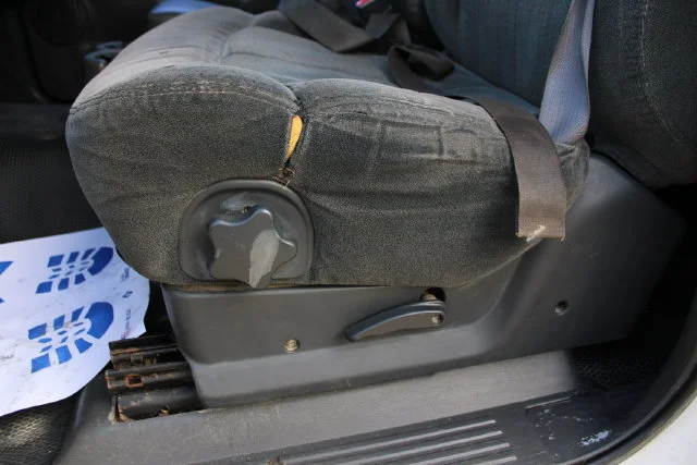 Used 2005 White Chevrolet Work Truck image 14