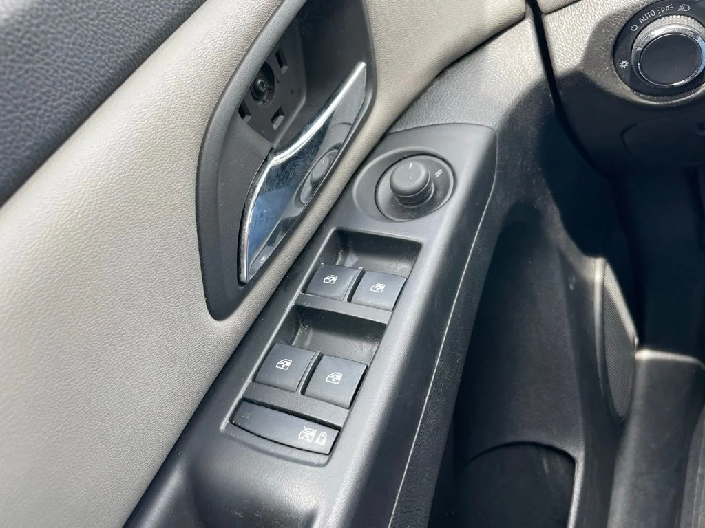 Used 2012 Autumn Metallic Chevrolet LS image 19
