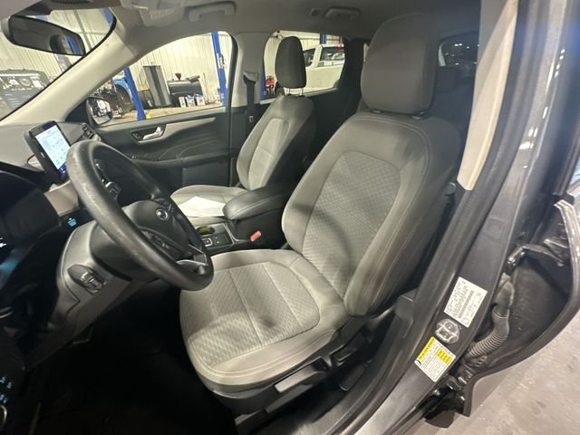 Used 2021 Gray Ford SE image 17