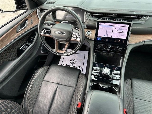 2024 Jeep Grand Cherokee Summit - Photo 17