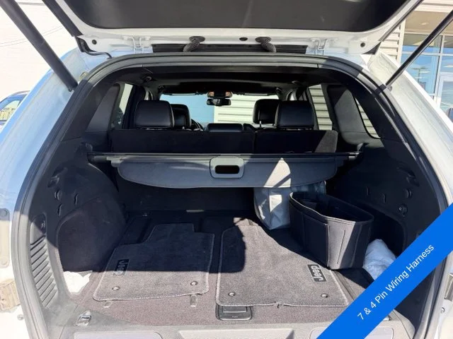 Used 2015 Bright White Clearcoat Jeep Limited image 15