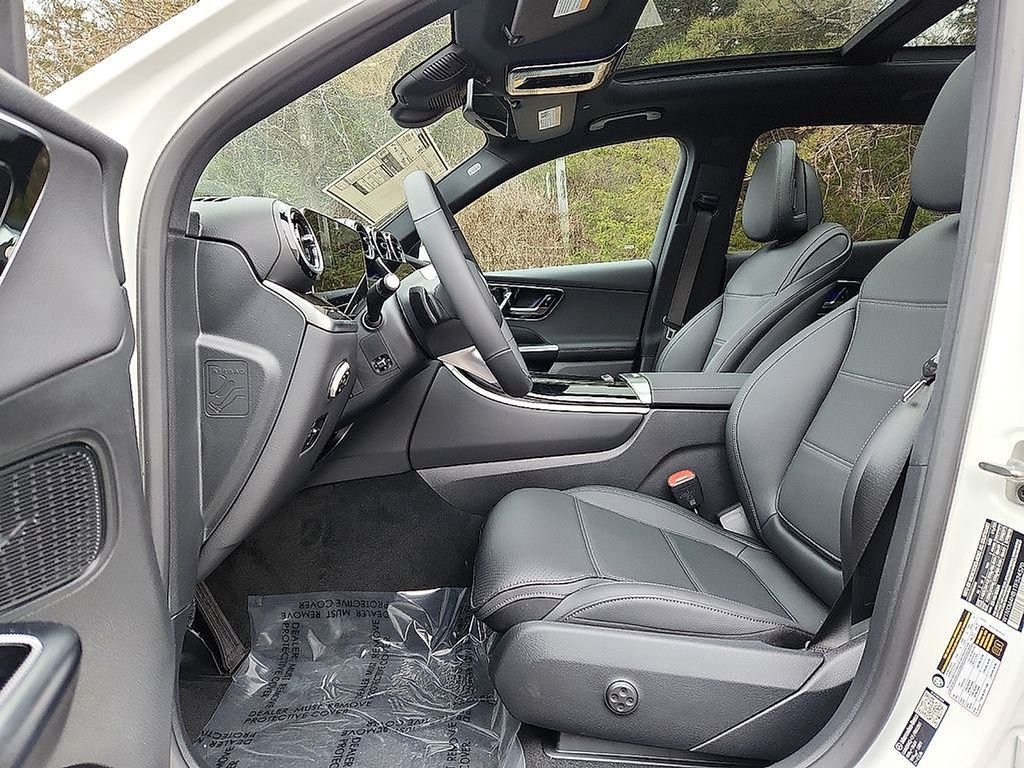 Used 2026 Polar White Mercedes-Benz GLC 300 image 9