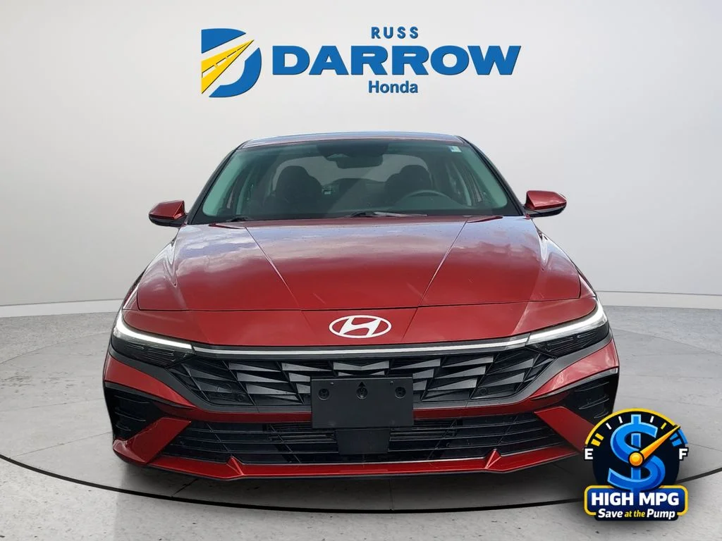 Used 2024 Red Hyundai SEL image 8